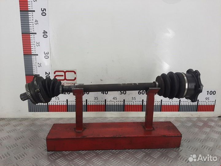 Полуось передняя левая (приводной вал, шрус)