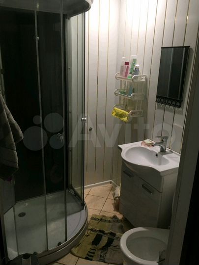 Комната 12 м² в 3-к., 1/5 эт.