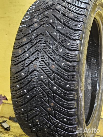 Nokian Tyres Hakkapeliitta 8 245/45 R17 94T