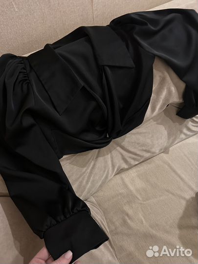 Топ атласный черный