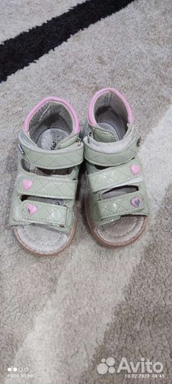 Сандалики для девочки 21 р