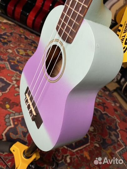 Укулеле Сопрано Veston RBL Десерт