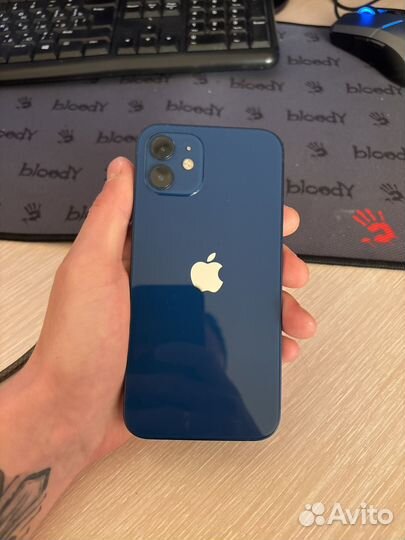 iPhone 12, 64 ГБ