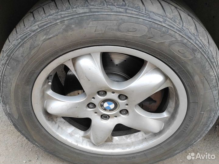 Колеса r18 bmw e53 58 stile и резина лето toyo