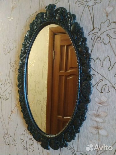 Новое зеркало времен СССР в красивой резной рамке