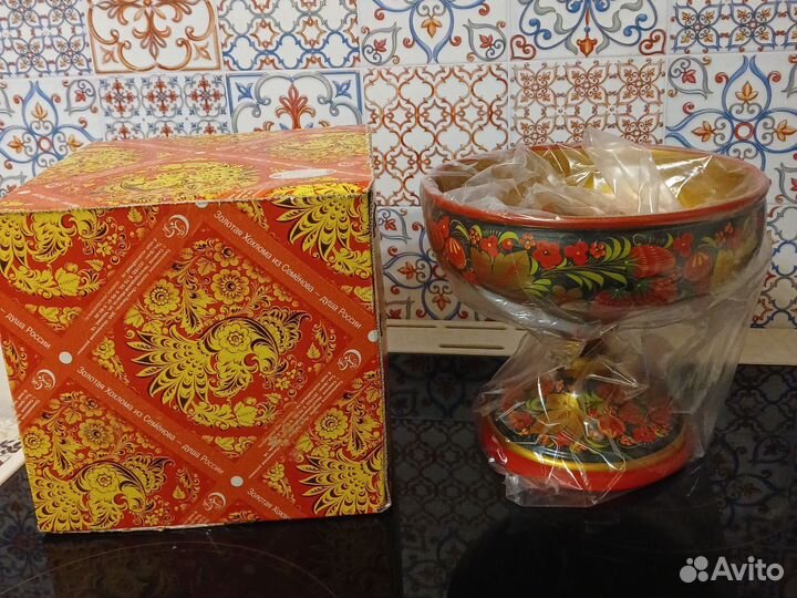 Ваза Золотая хохлома новая