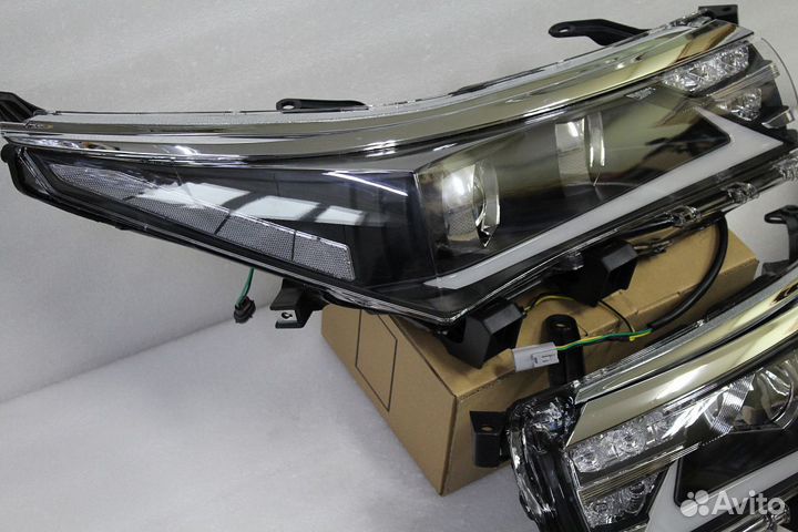 Toyota Corolla 2012-2016 фары в стиле Lexus E5MW4