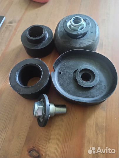 Проставки 3 см на Citroen C3 Picasso