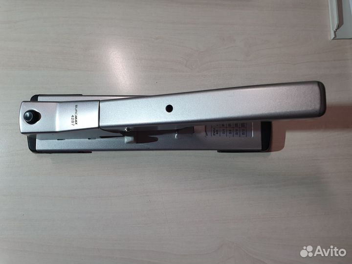 Степлер для бумаги 100 листов