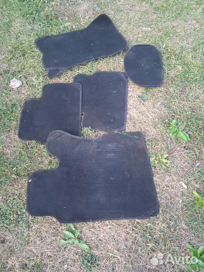 Автомобильные коврики замш