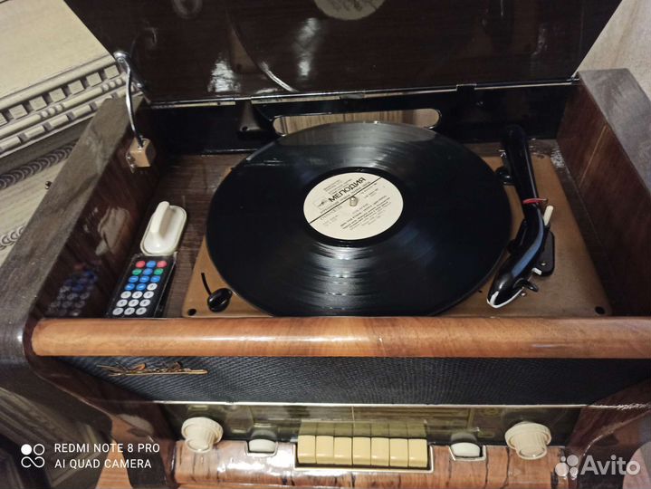 Радиола Октава ретро