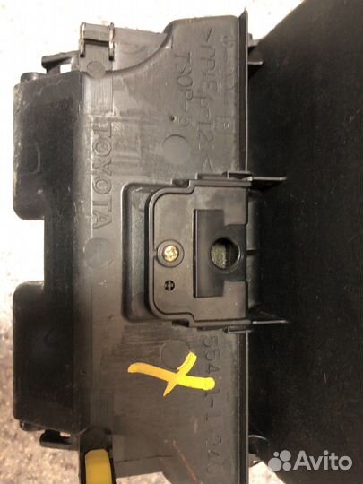 Блок управления климат контролем Toyota Corolla