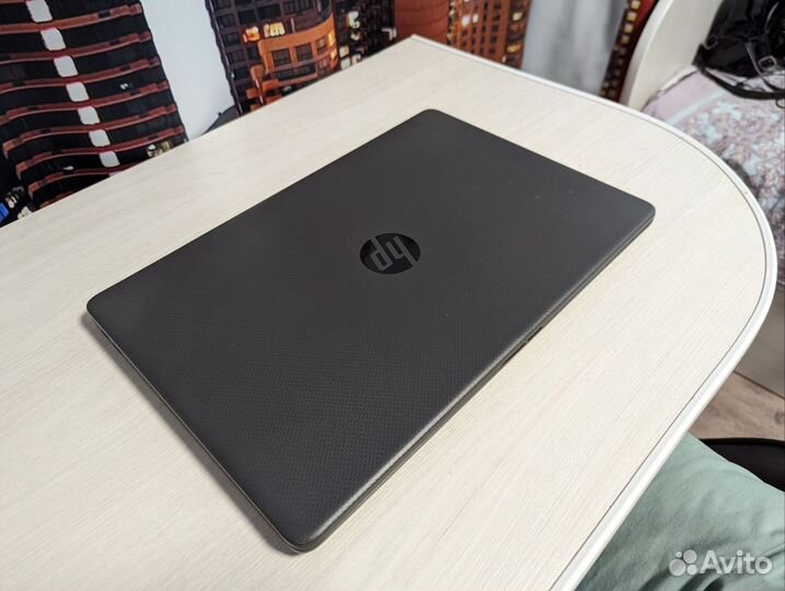 Ноутбук HP Ryzen 5 256гб