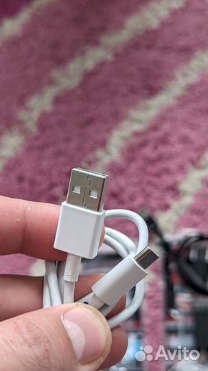 З/У чёрное и белое для Android/iPhone (10W)