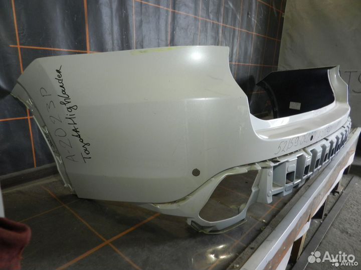 Бампер задний - Toyota Highlander 3