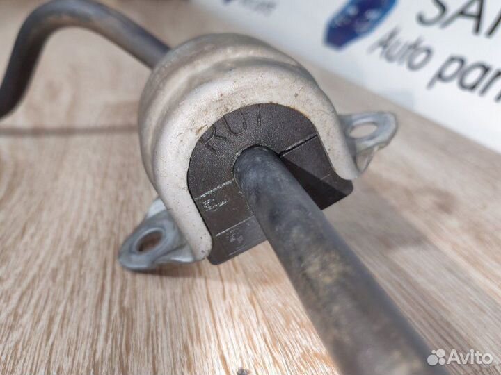 Стабилизатор задний Bmw 5 F10 N52B25 2011