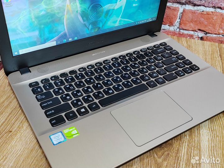 Asus 920MX SSD240 проц Core i5 Ноутбук Игровой