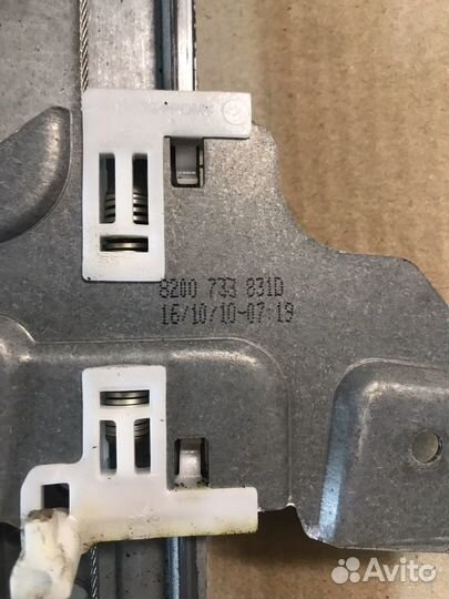 Стеклоподъемник задней двери Renault Duster