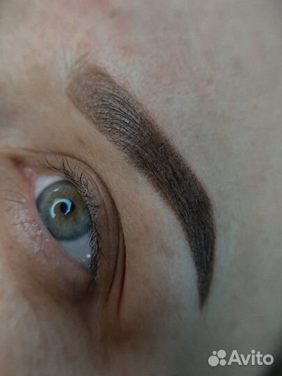 Мастер перманентного макияжа