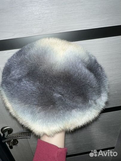 Берет из натрального меха(шапка)