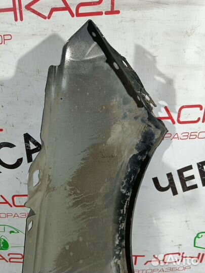 Крыло переднее левое mercedes E200 w212 2009-2012