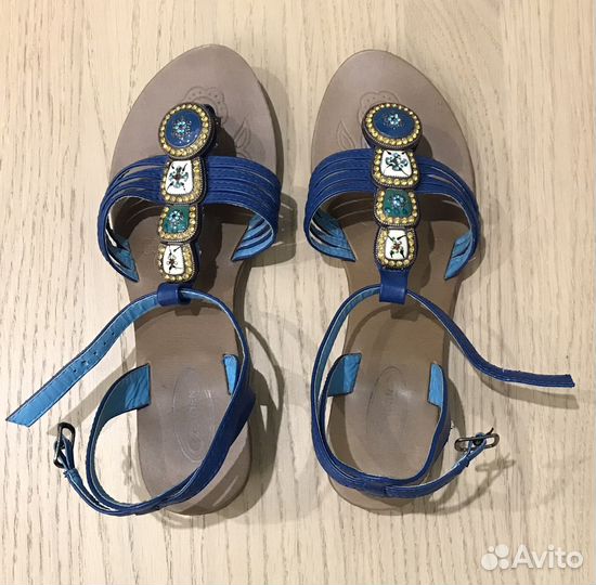 Садалии zenden