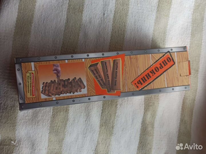 Падающая башня