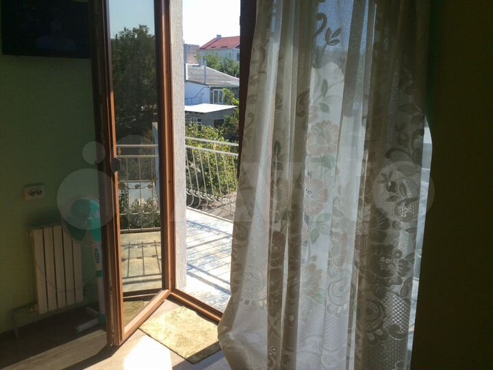 Комната 20 м² в 5-к., 3/3 эт.