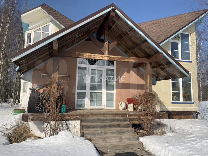 Дом 144 м² на участке 37 сот.