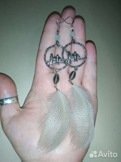 Серьги с перьями