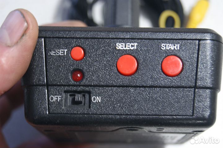 Игровая приставка Atari