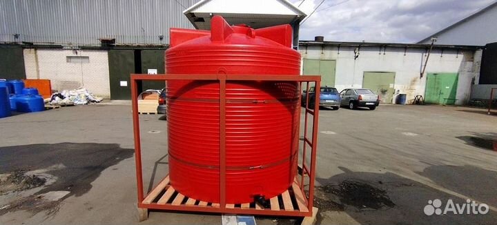 Емкость пластиковая под воду для дома