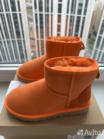 Угги женские UGG classic mini II california poppy