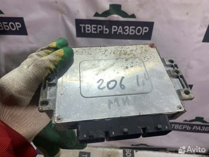 Блок управления двигателем Peugeot 206 хетчбек 1.4