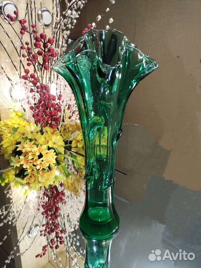 Вазы цветное стекло. Винтаж Чехия ссср.Резерва нет