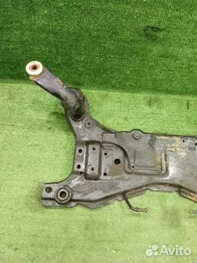 Подрамник Ford Focus II