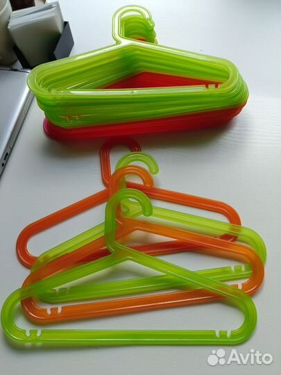 Вешалки плечики IKEA детские