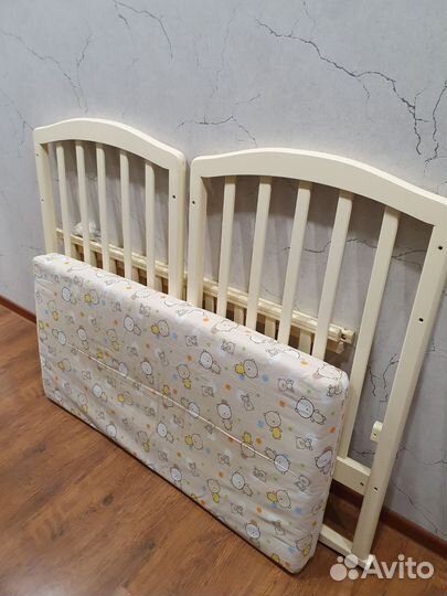 Детская кровать, матрас, бортики