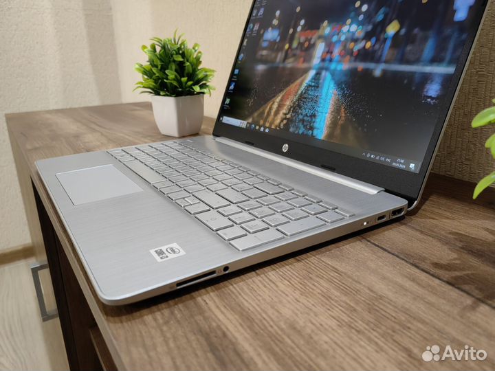 Ноутбук Hp 8 гб 512 гб IPS