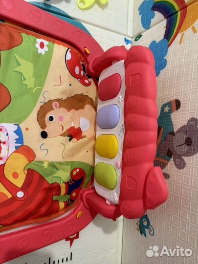 Развивающий коврик с пианино