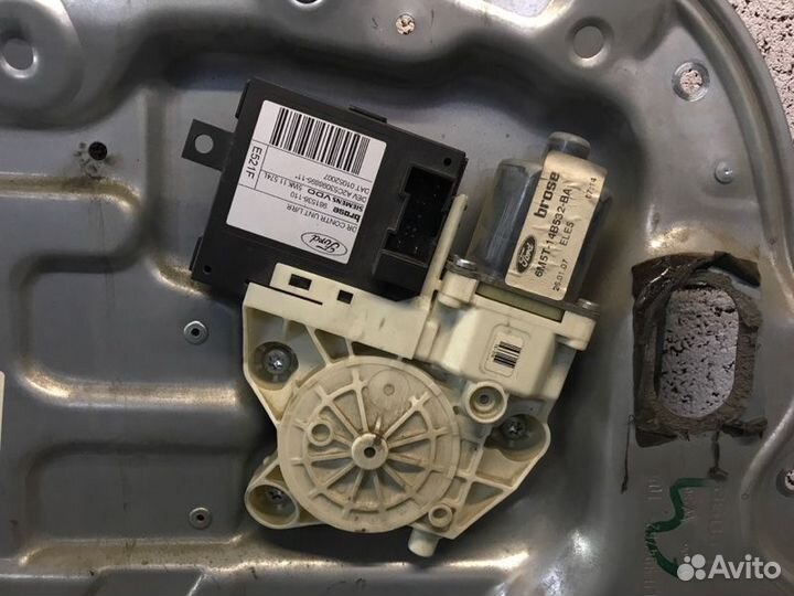Стеклоподъемник электрический задний левый Ford