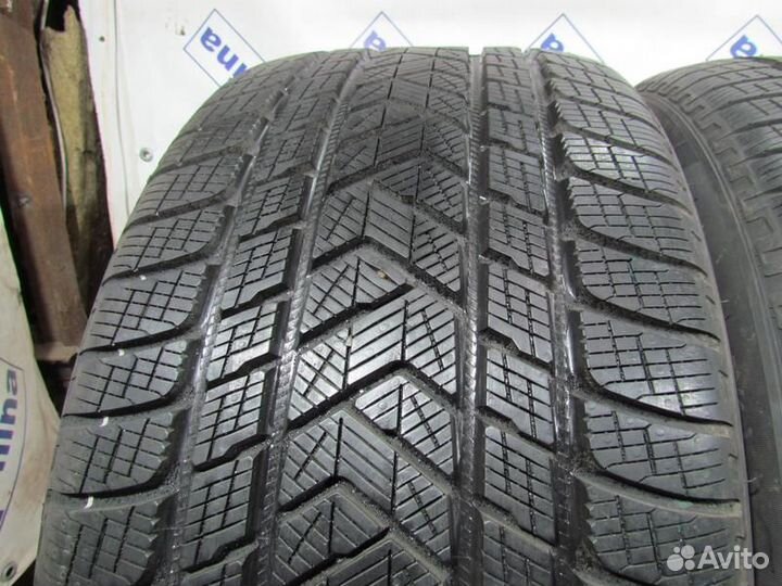 Pirelli Scorpion Winter 275/45 R21 и 315/40 R21 97P