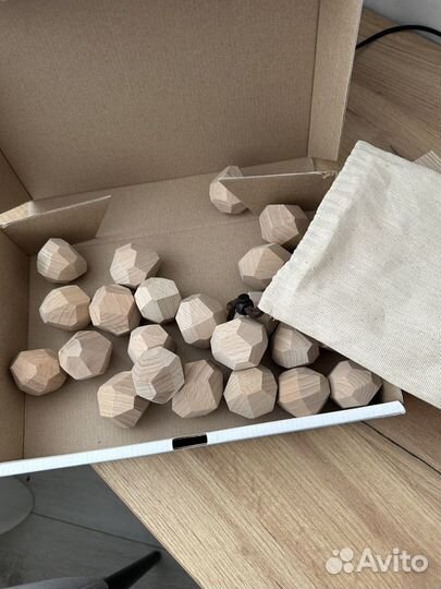 Развивающие игрушки дерево