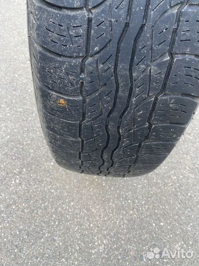 Bridgestone Dueler H/T 687 225/70 R16