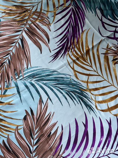 Шелковый платок новый