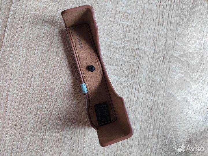 Чехол на Canon m100 m200