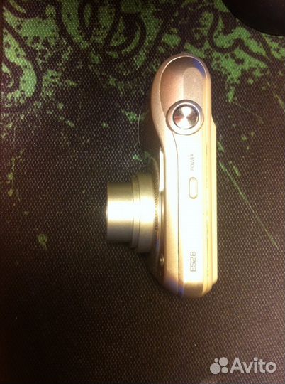 Samsung ES28 zoom lens 12.2 megapixels