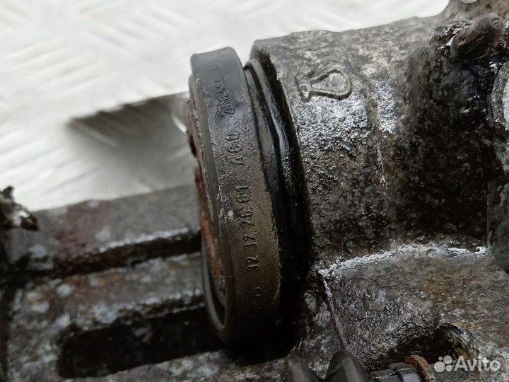 Суппорт задний правый для Audi A6 C5 8E0615424