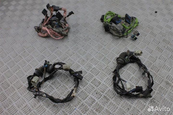 Проводка двери Chevrolet Blazer 2 4.3 L35 195 Л.С