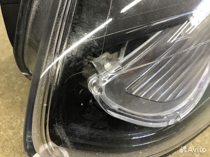 Фара левая Ford Focus III 2011
